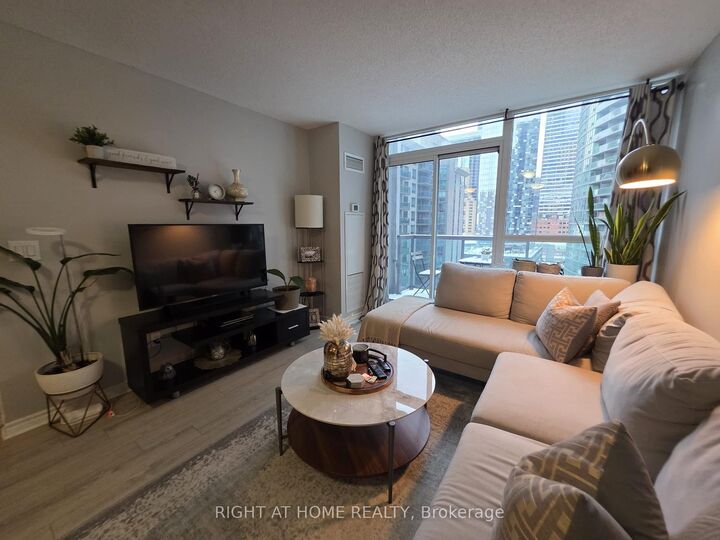 Property Photo: 25 Lower Simcoe Street 1223 ON M5J 3A1