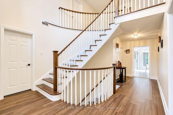 Property Photo: 3368 Cider Mill Place Upper B ON L5L 3H6