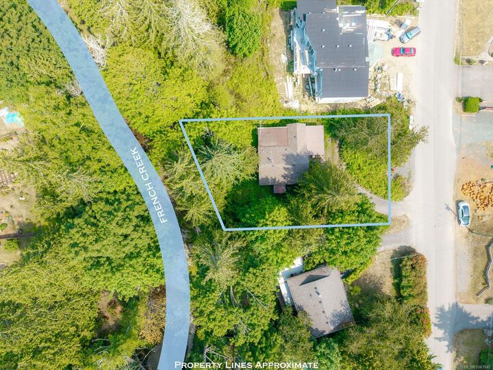 Property Photo:  1319 Lee Rd  BC V9P 1Y9 