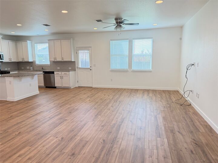 Property Photo: 10321 Forest Grove Drive TX 78747