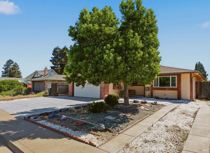 Property Photo:  266 Fairview Drive  CA 95687 