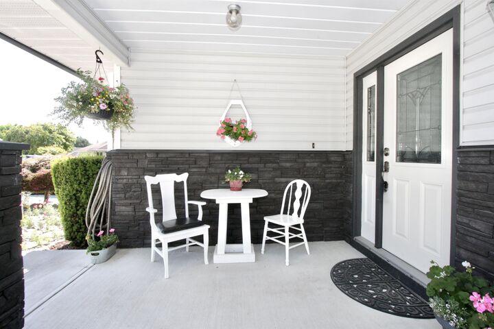 Property Photo:  3911 Waterton Crescent  BC V3G 1J9 