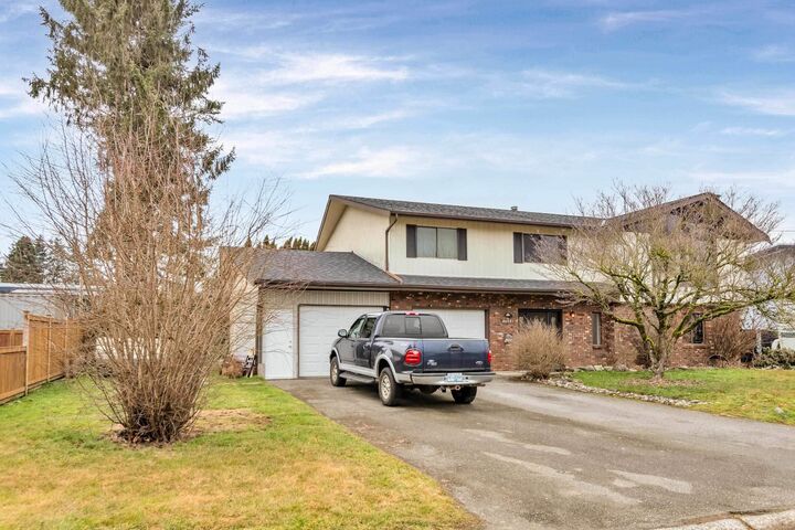Property Photo: 46521 Elliott Avenue BC V2P 6L1