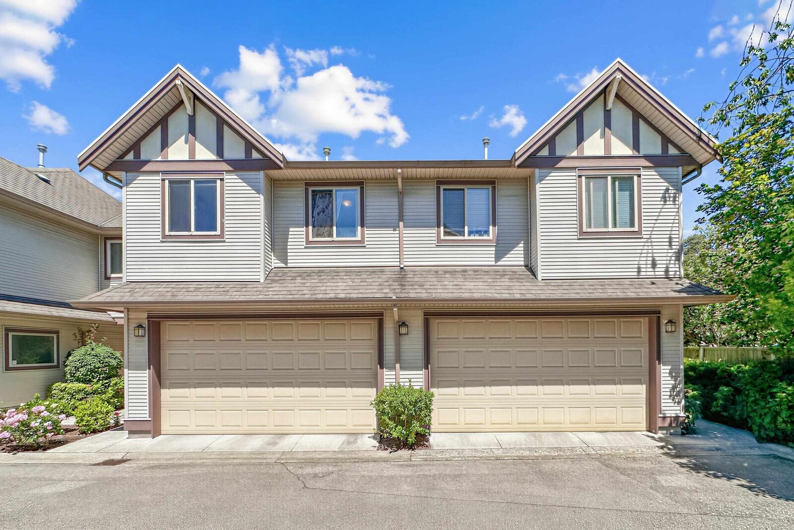 Property Photo: 4191 Williams Road 8 BC V7E 1J7