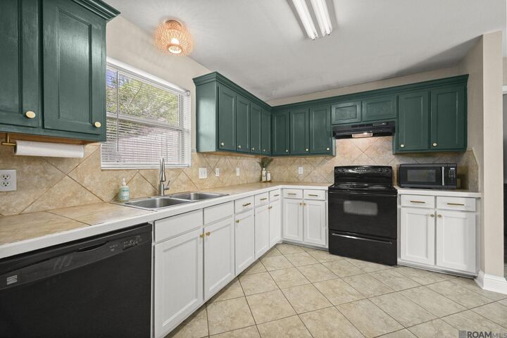 Property Photo: 36025 Portsmouth Dr LA 70706