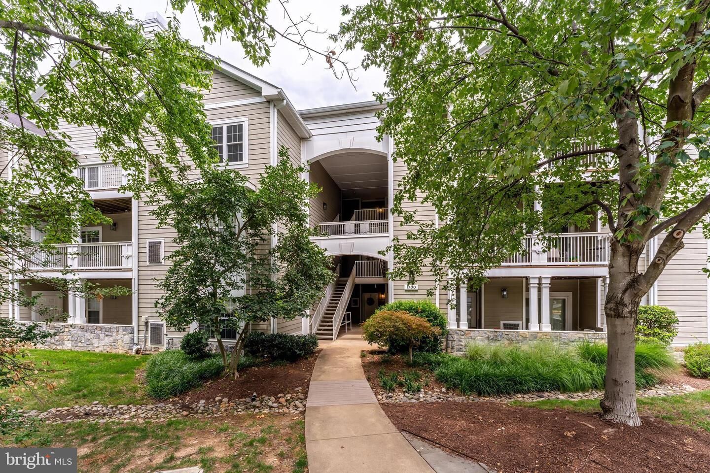 Property Photo: 1700 Lake Shore Crest Drive 25 VA 20190