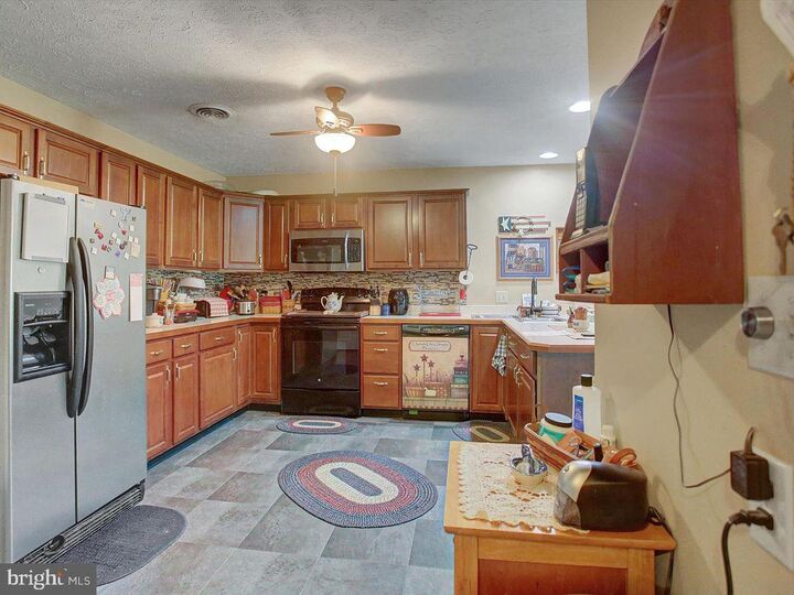 Property Photo:  2355 Majestic Court  PA 17202 