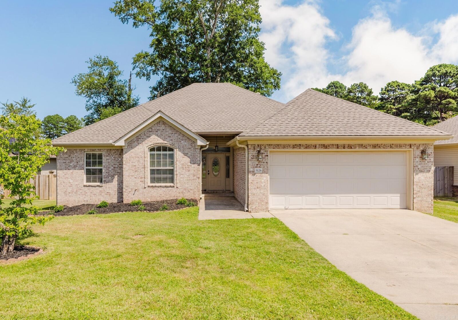 Property Photo:  5126 Buckingham Place  AR 72022 