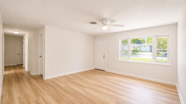 Property Photo:  1111 Edgehill Drive  AR 72015 