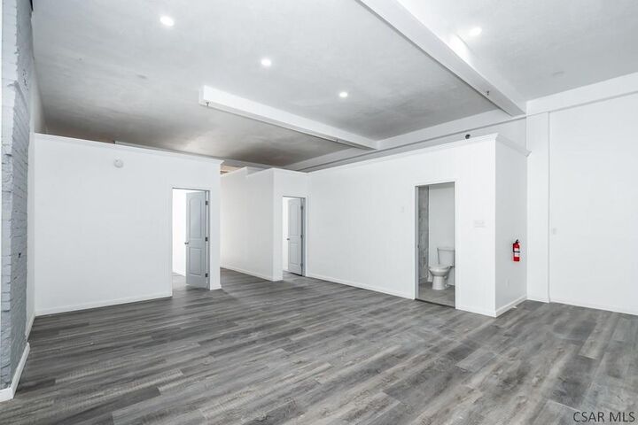 Property Photo:  215 Franklin Street - Unit 202  PA 15901 