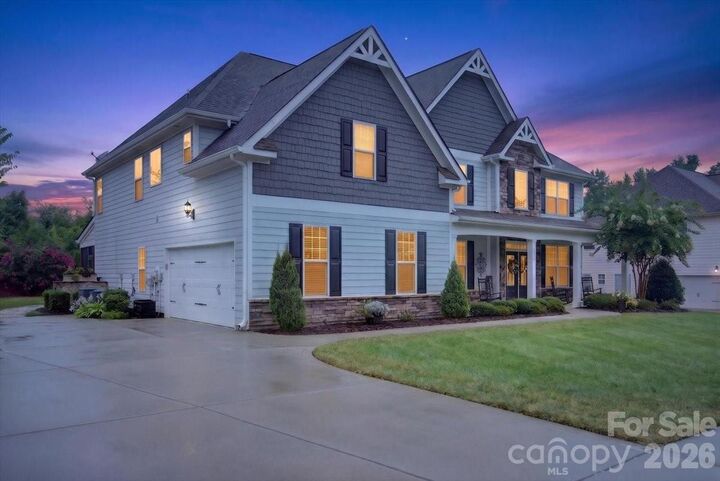 Property Photo: 10515 Sweethaven Lane NC 28075
