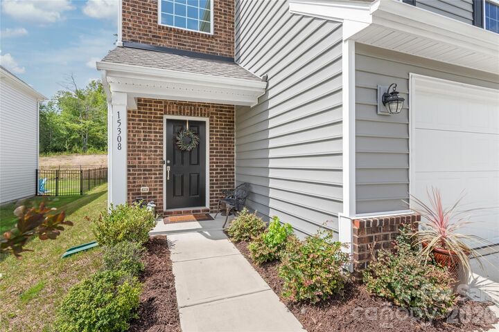 Property Photo: 15308 Lake Ridge Road NC 28278