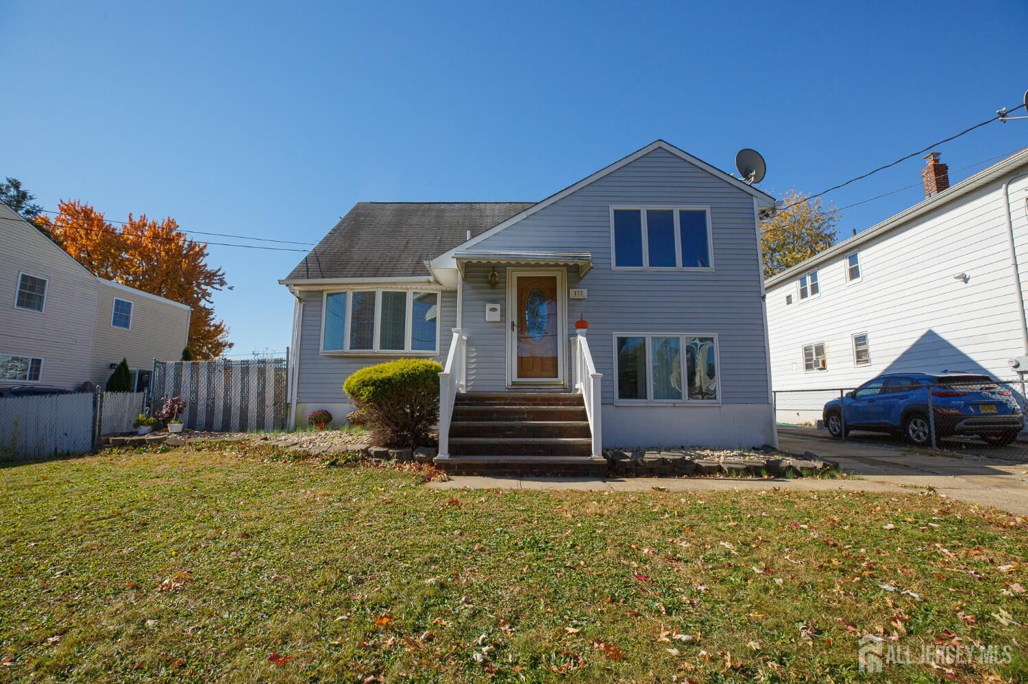 Property Photo:  373 Hyatt Street  NJ 07001 