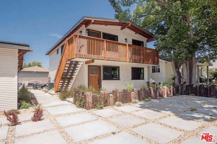 Property Photo:  593 E 9th St, Unit B  CA 91786 