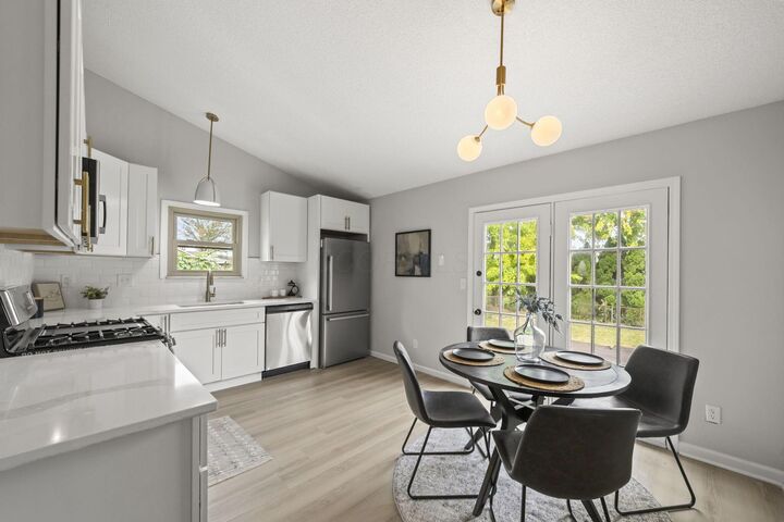 Property Photo:  5759 Chanwick Drive  OH 43119 