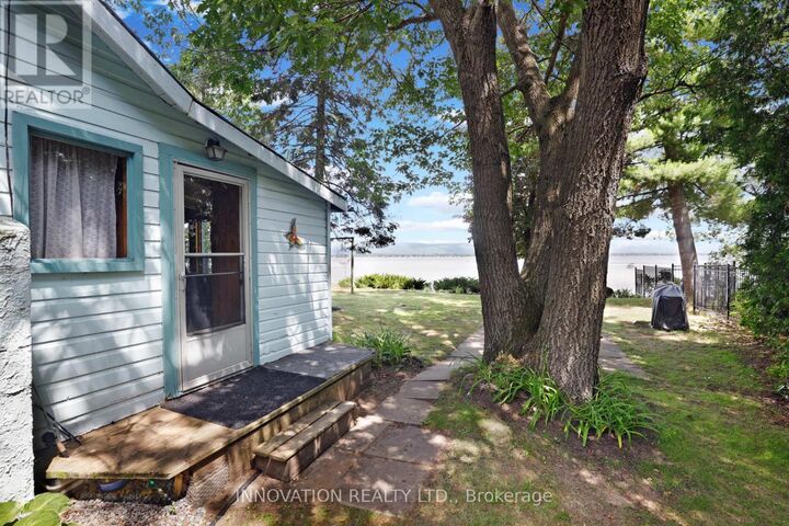 Property Photo: 186 Bayview Drive ON K0A 3M0