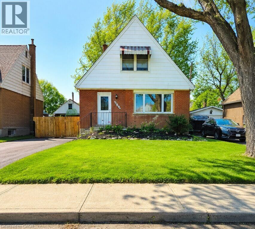 Property Photo: 274 East 38th Street ON L8V 4G3