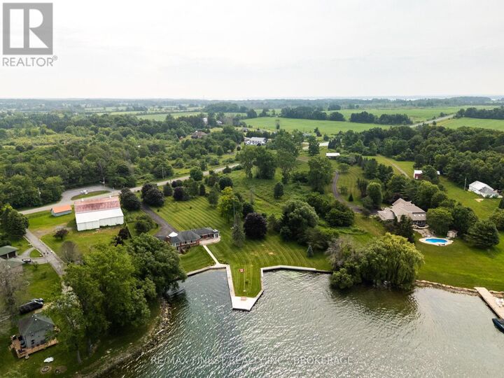 Property Photo:  40 Howe Island Drive  ON K7L 4V1 