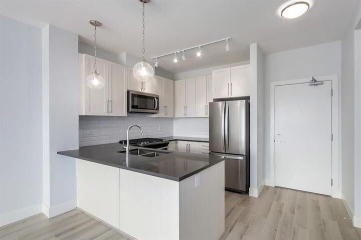 2960 151 Street 316 — photo 1