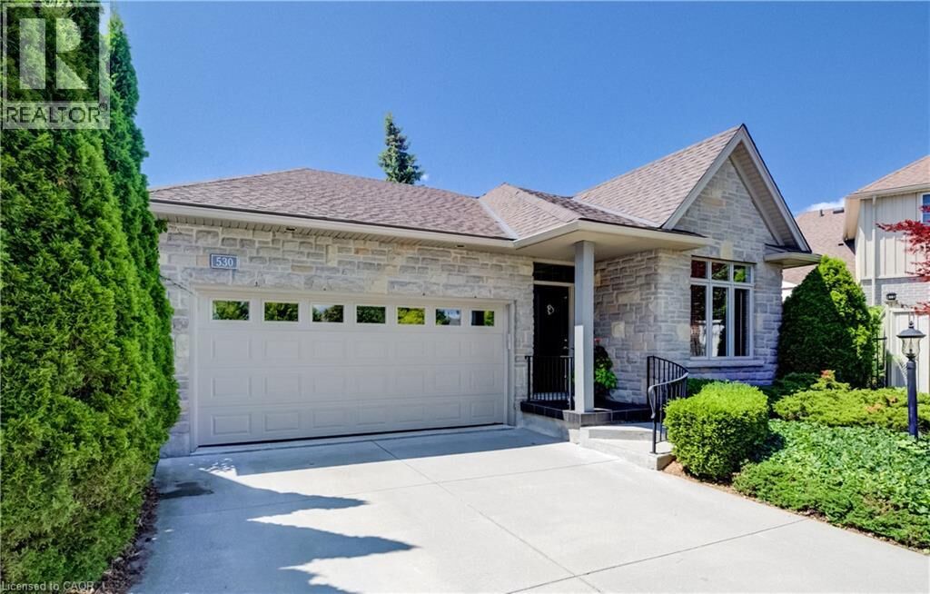 Property Photo:  530 Rheinland Place  ON N2V 2M9 