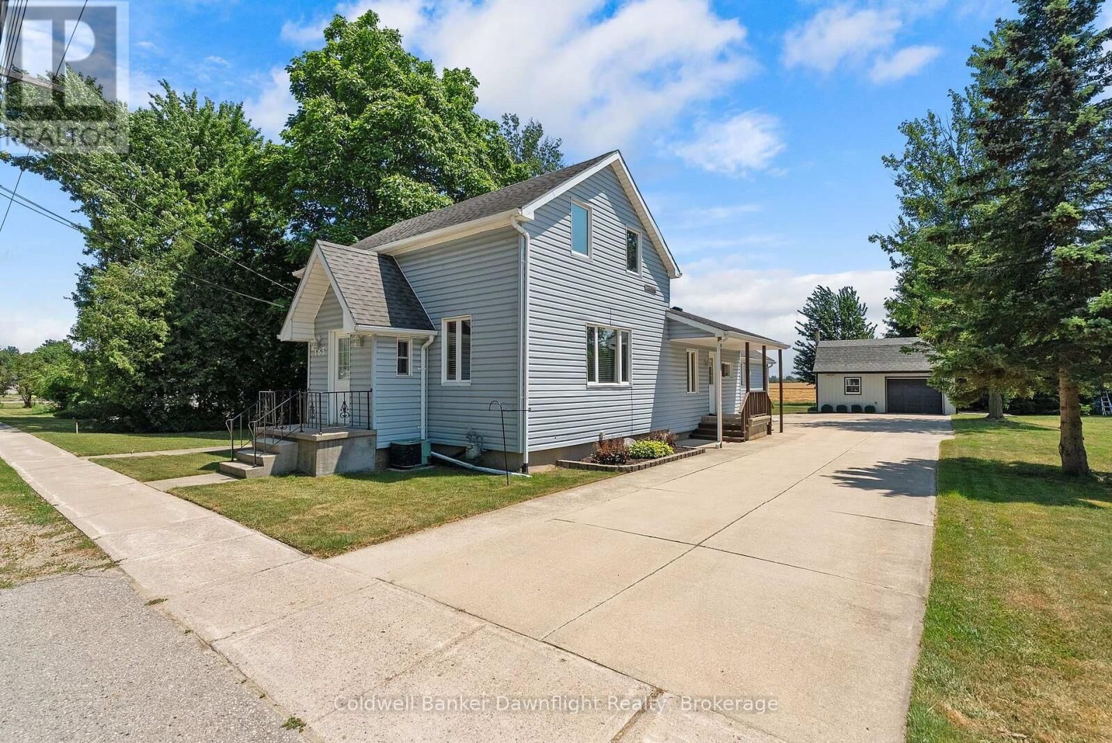 Property Photo:  183 Victoria Avenue  ON N0M 1M0 