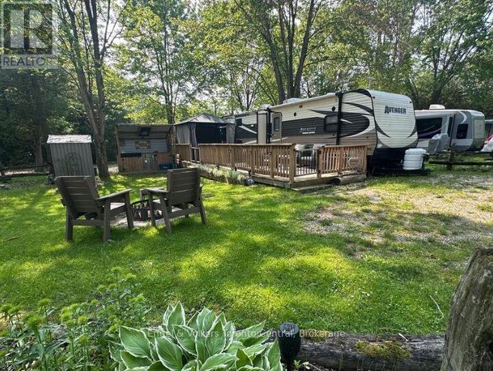 Property Photo: 7489 Sideroad 5 E S4 ON N0G 2L0