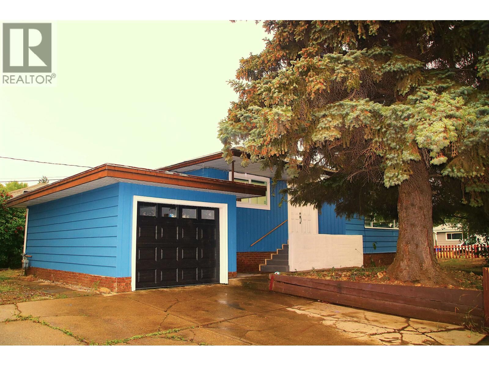 Property Photo: 1510 Alward Street BC V2M 2G6