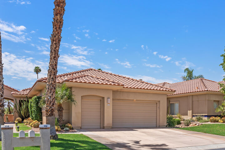 Property Photo:  112 Kavenish Drive  CA 92270 