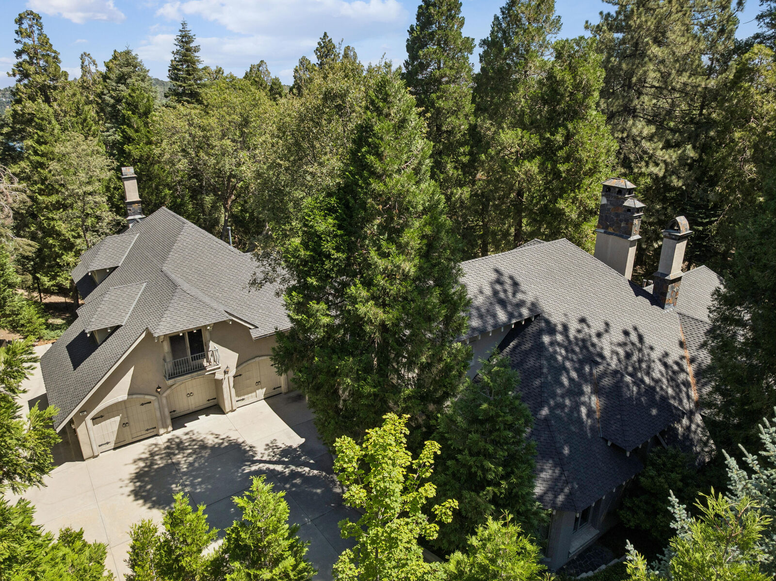 Property Photo: 391 Cedar Ridge Drive CA 92352