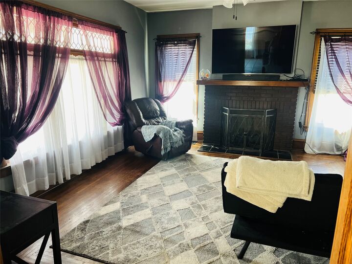 Property Photo:  527 Pine Street  PA 16335 