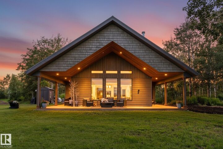 17545 Victoria Trail — photo 1