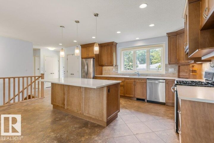 Property Photo:  9711 146 Street NW  AB T5N 2Z3 