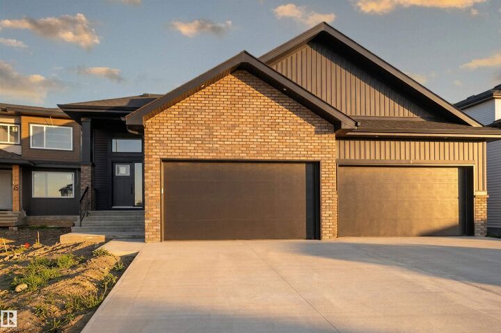 23 Darby Crescent — photo 1