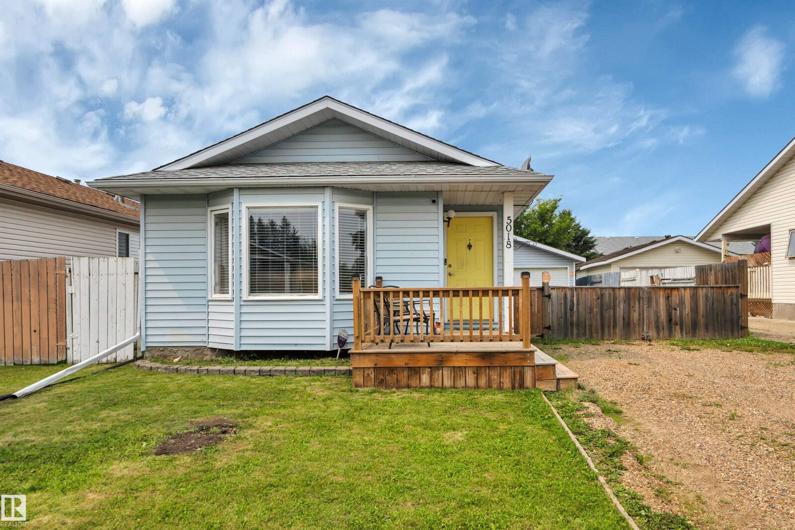 Property Photo:  5018 52 Street  AB T0C 0V0 