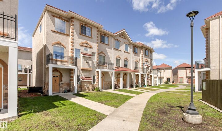 Property Photo: 13825 155 Avenue NW 39 AB T6V 0B8