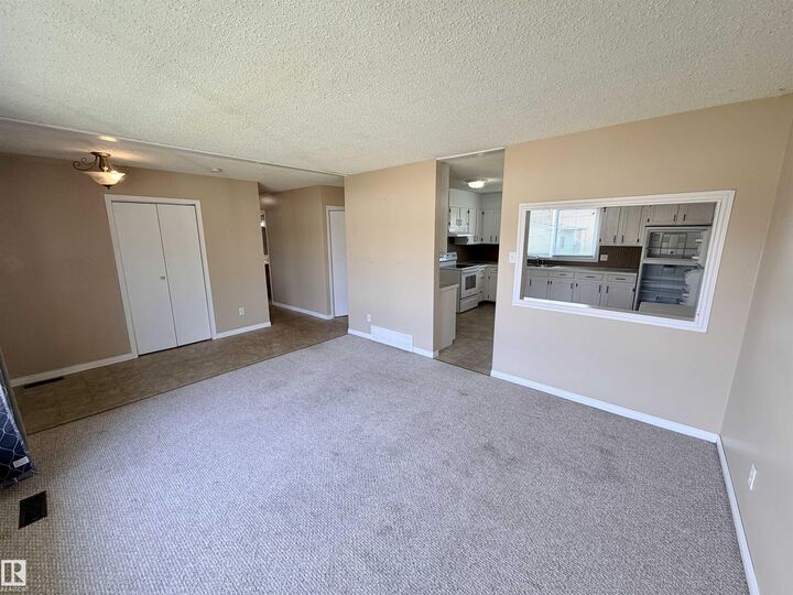 Property Photo:  5117 51 Avenue  AB T0A 3A1 