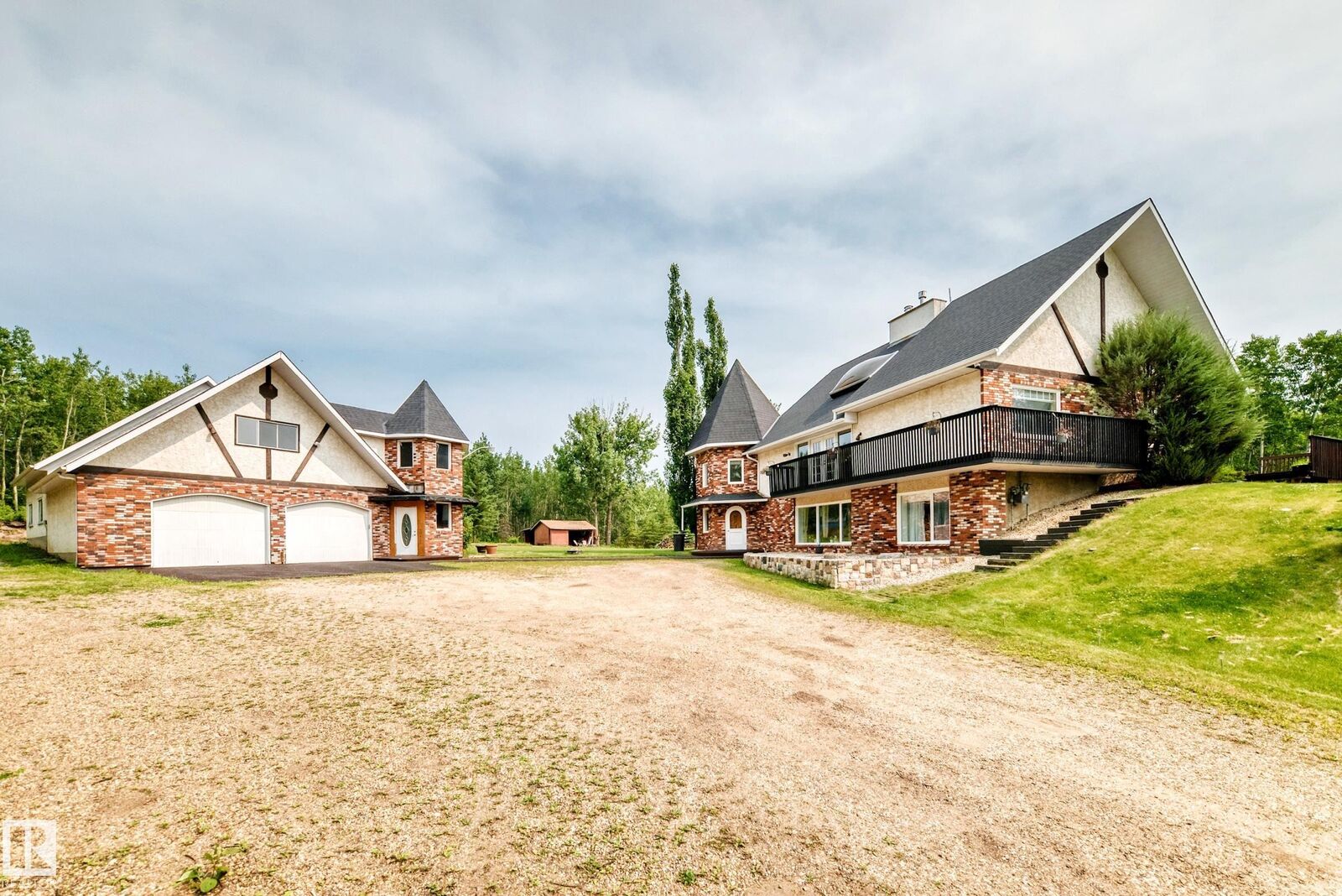 Property Photo: 51313 Rge Road 231 122 AB T8B 1K7
