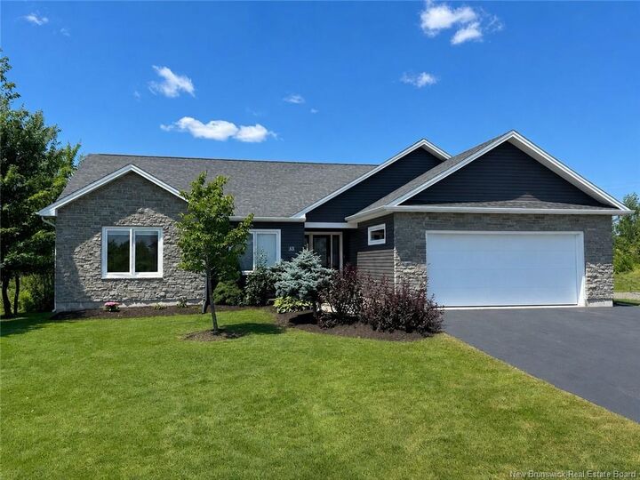 Property Photo:  53 Abbott Court  NB E1E 0C9 