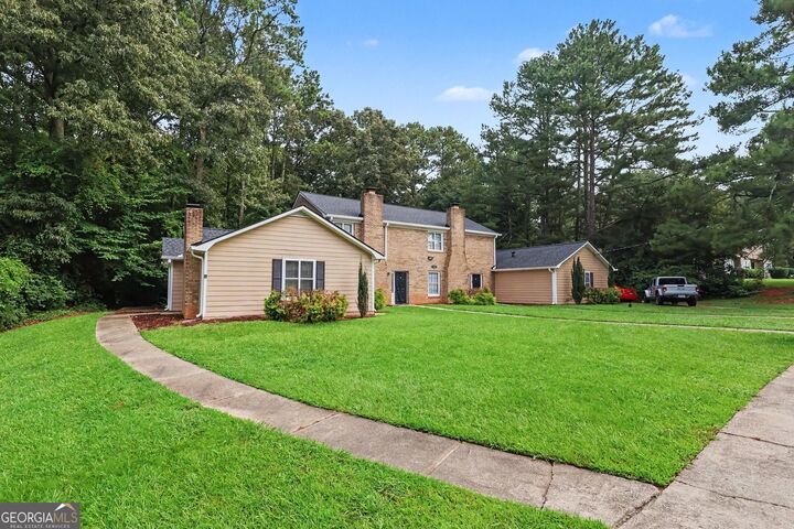 Property Photo:  2623 Dorian Drive SW Unit D  GA 30078 