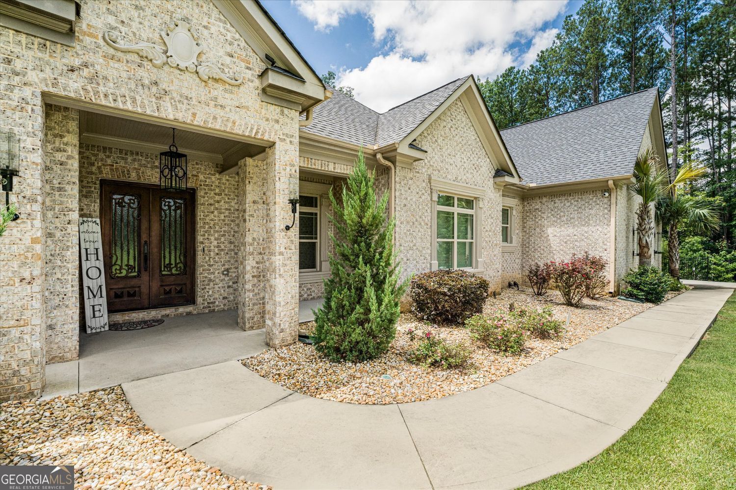 Property Photo:  115 Browning Court  GA 30214 