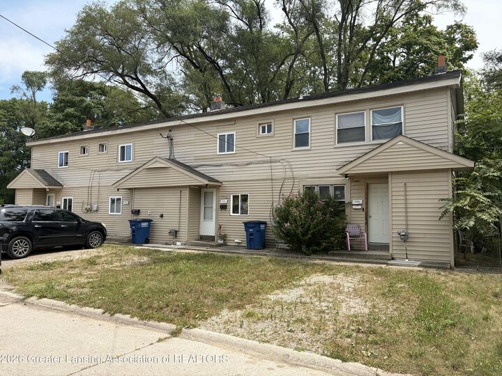 Property Photo: 2103 Elbridge Court MI 48186