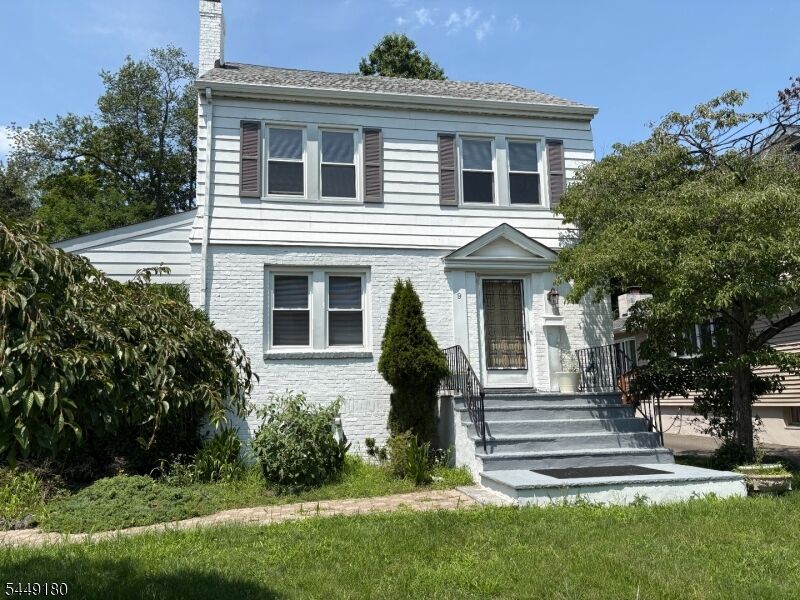 Property Photo:  9 Royal Ave  NJ 07039 