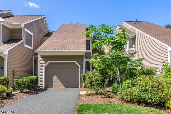 Property Photo: 7 Dorset Ln NJ 07921