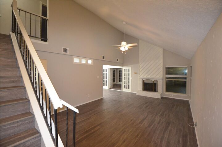 Property Photo:  5307 Sweetwind Lane  TX 77373 