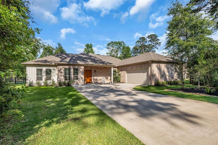 Property Photo: 12134 S Tara Plantation Drive TX 77375