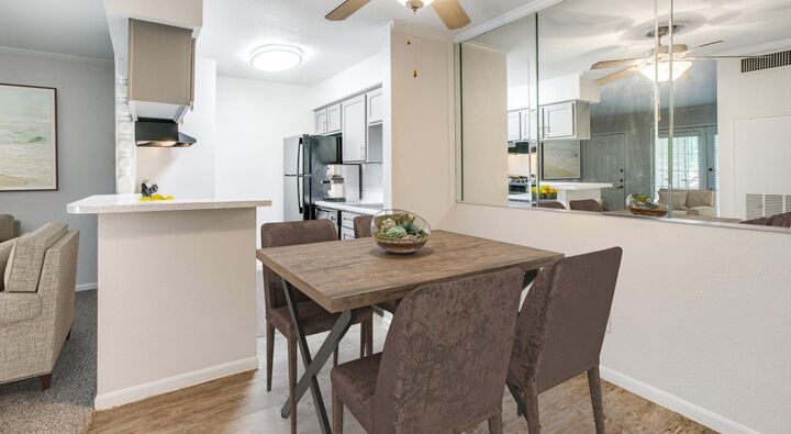 Property Photo:  11810 Hammond Drive 1106  TX 77065 