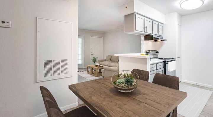 Property Photo: 11810 Hammond Drive 905 TX 77065