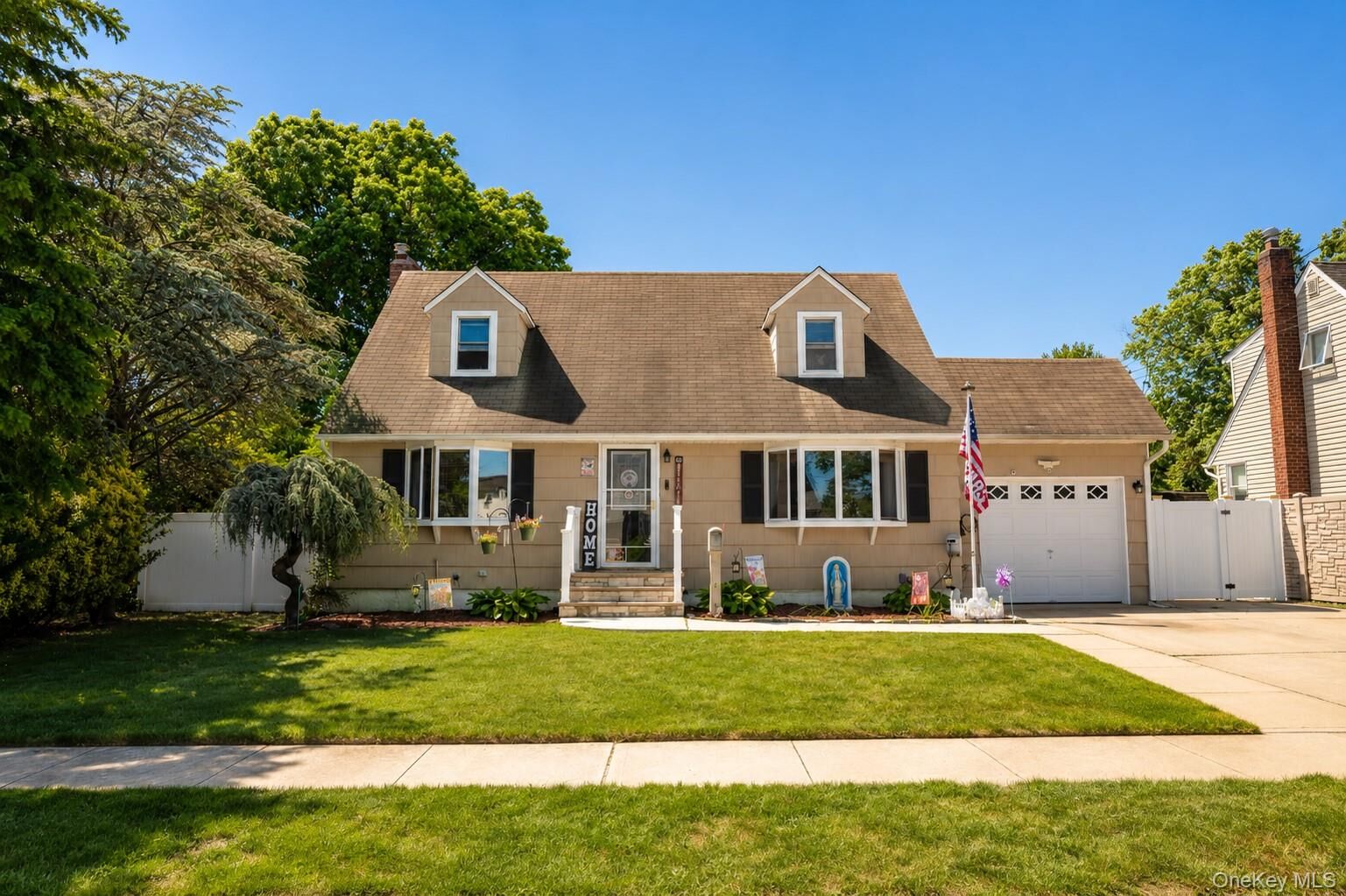 Property Photo:  210 Willard Avenue  NY 11735 