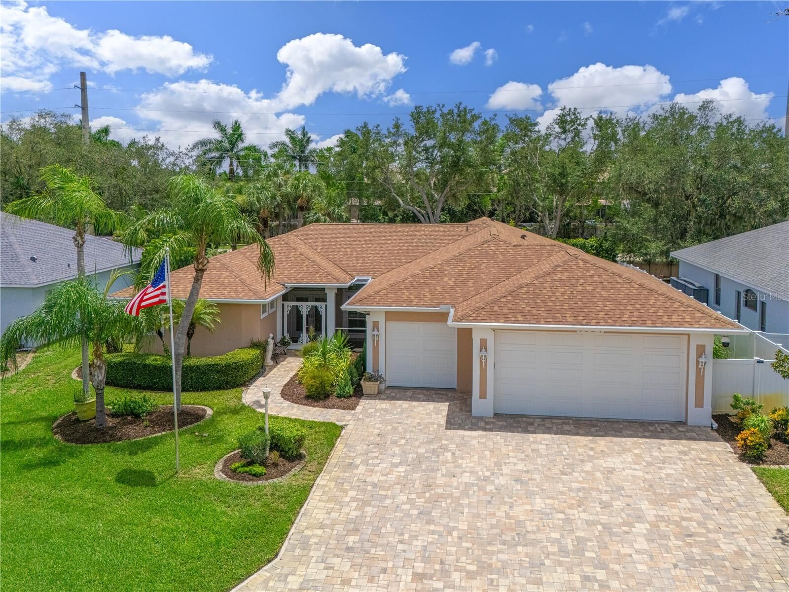 Property Photo:  5554 Magnolia Blossom Lane  FL 34233 