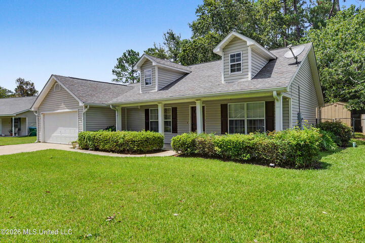 Property Photo:  1828 Piney Lane  MS 39553 
